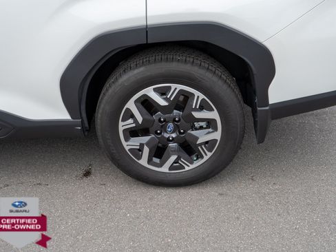 Certified 2026 Subaru Forester Premium w/ Base/Premium Package AWD/4WD image 11