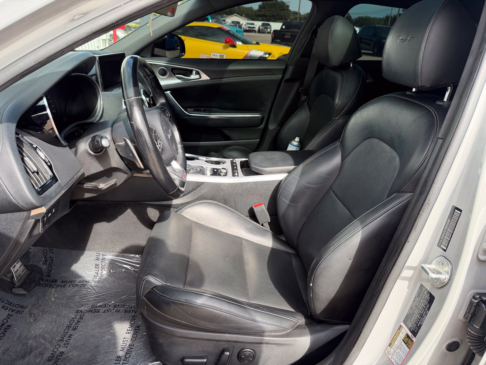Used 2022 Kia Stinger GT1 RWD image 19