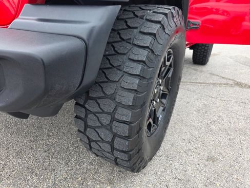 Used 2018 Jeep Wrangler Unlimited Sport S AWD/4WD image 15