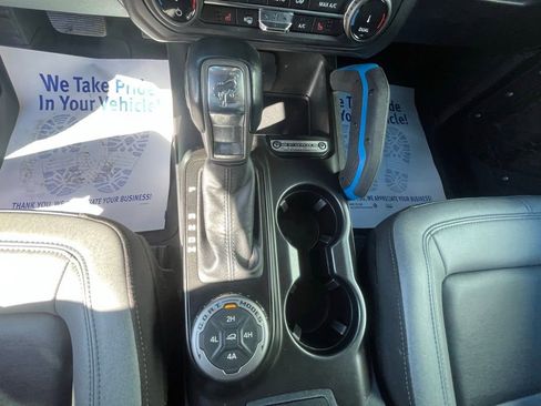 Used 2022 Ford Bronco Black Diamond image 33