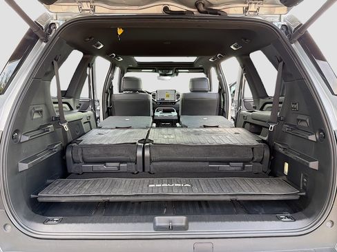 Used 2023 Toyota Sequoia Platinum AWD/4WD image 8