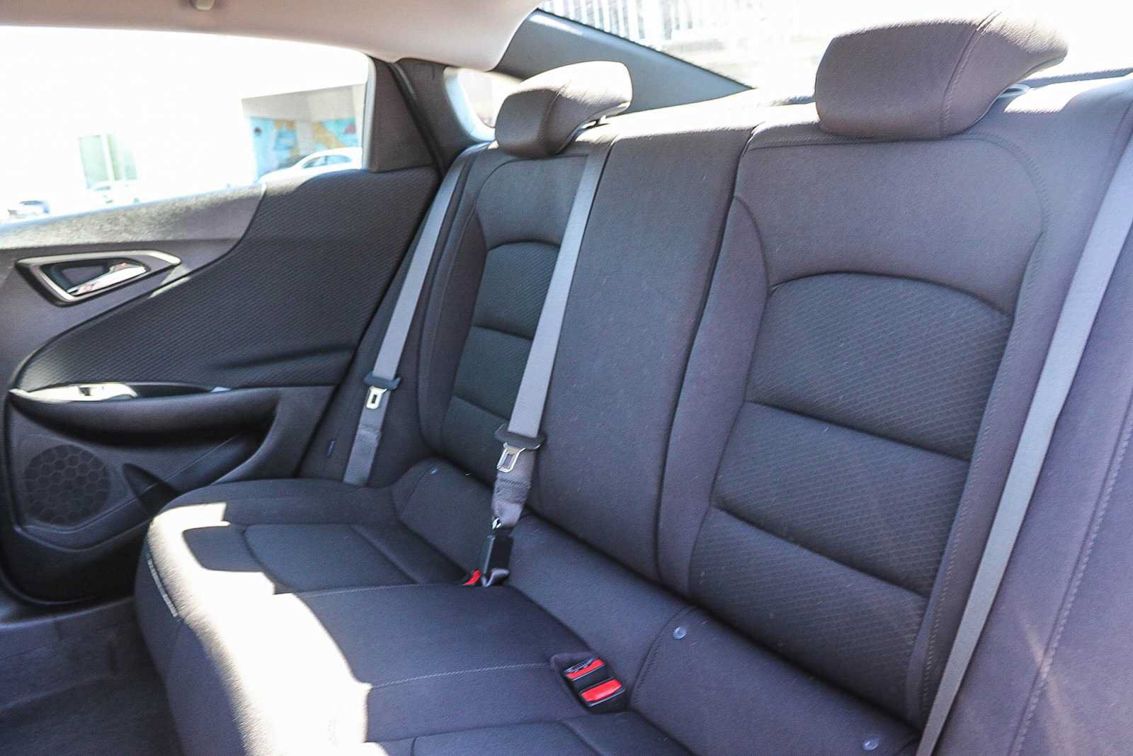 Used 2024 Chevrolet Malibu LS FWD image 18