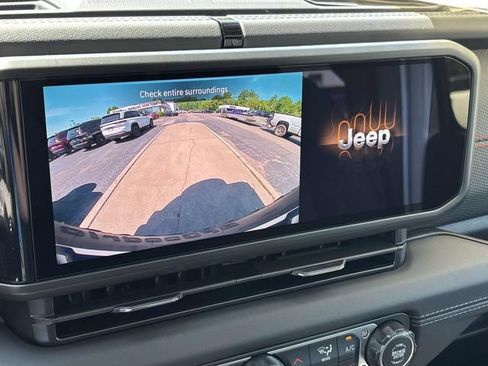 New 2026 Jeep Wrangler Unlimited Rubicon AWD/4WD image 23