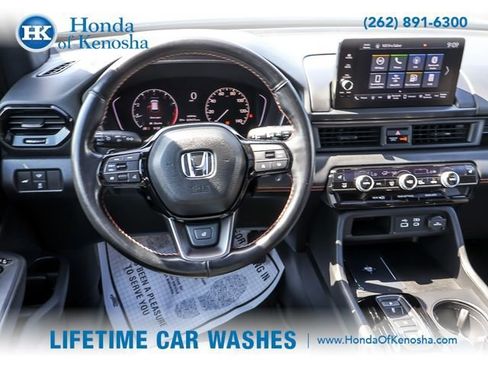Certified 2025 Honda Pilot TrailSport image 16