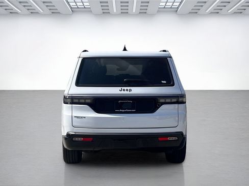 New 2026 Jeep Grand Wagoneer 2WD image 4