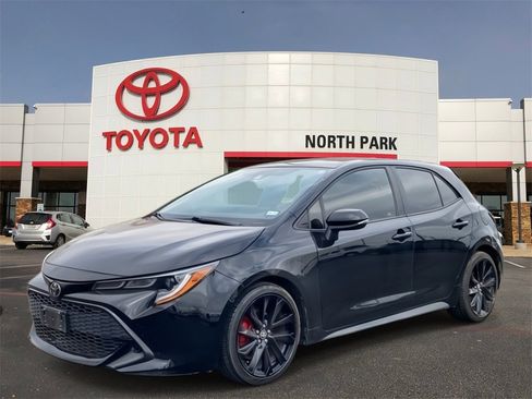 Used 2020 Toyota Corolla SE image 1