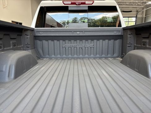 Used 2024 GMC Sierra 1500 AT4X image 11