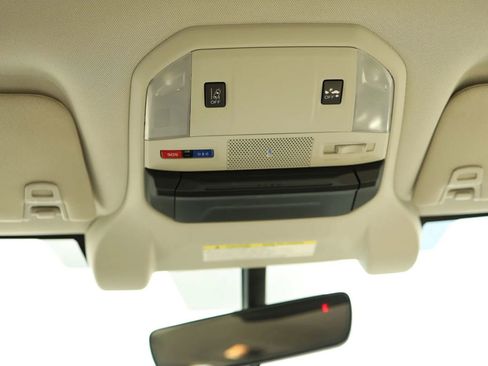 Used 2020 Subaru Ascent Limited image 34