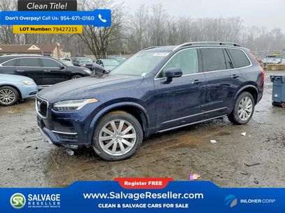 Used 2016 Volvo XC90 T6 Momentum