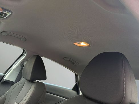 Certified 2024 Hyundai Elantra SEL FWD image 21