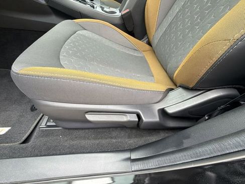 Certified 2025 Subaru Crosstrek 2.5i Sport w/ Crosstrek Mirror Package AWD/4WD image 12