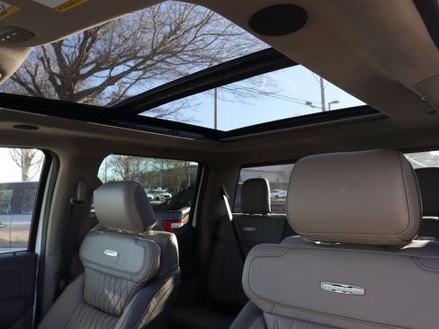 Used 2026 Ford F450 Platinum w/ Platinum Plus Package image 7