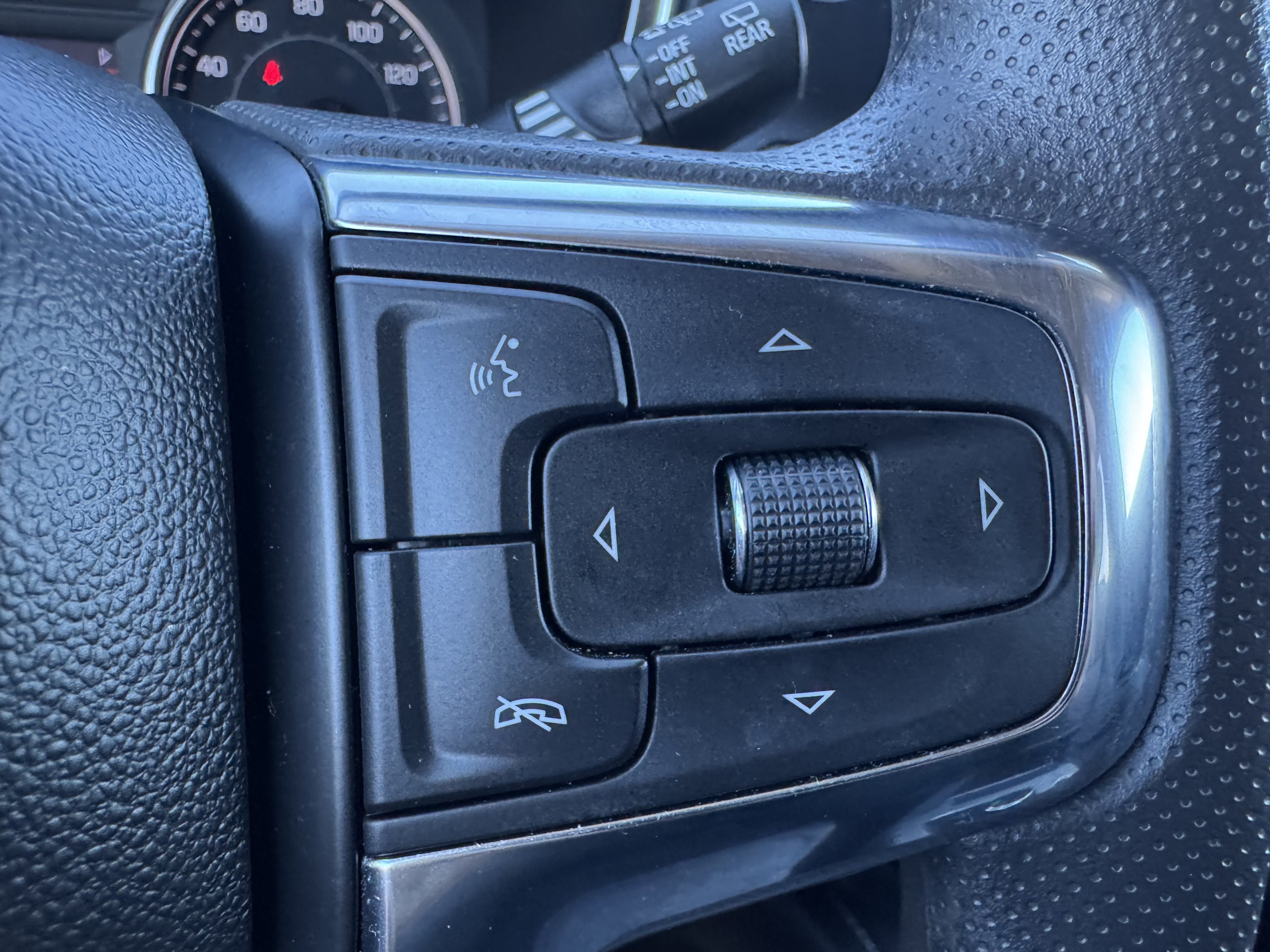Used 2024 Chevrolet Blazer LT w/ Midnight/Sport Edition AWD/4WD image 19