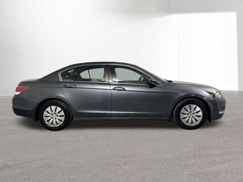 Used 2009 Honda Accord LX image 33