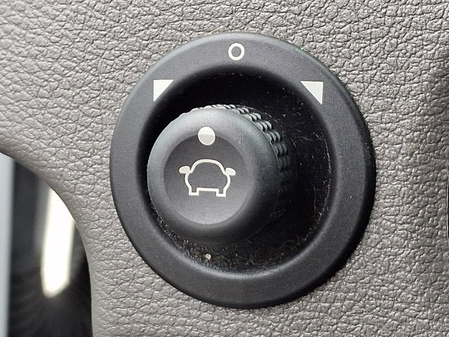 Used 2025 Ford Transit 250 148 High Roof AWD w/ Load Area Protection Package image 10