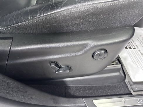 Used 2021 Jeep Grand Cherokee Limited w/ Trailer Tow Group IV image 12