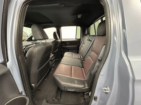 Used 2024 Honda Ridgeline Black Edition image 40