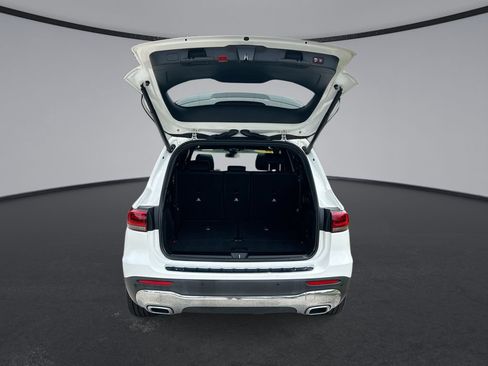 Used 2022 Mercedes-Benz GLB 250 image 31