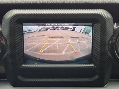 Used 2021 Jeep Wrangler Unlimited Sport w/ Technology Group image 15