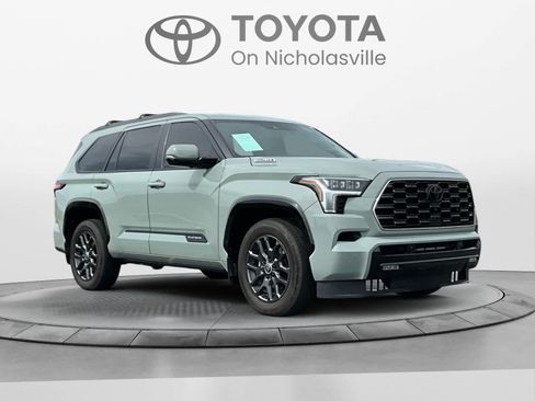 Used 2024 Toyota Sequoia Platinum AWD/4WD image 7