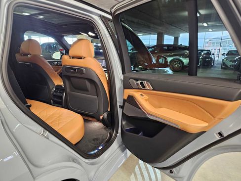 New 2026 BMW X5 xDrive50e w/ M Sport Package image 38