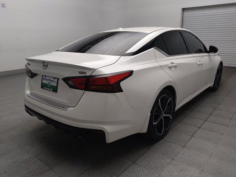 Used 2023 Nissan Altima 2.5 SR FWD image 9