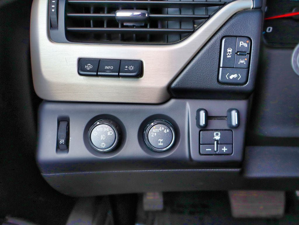 Used 2019 GMC Yukon Denali w/ Open Road Package AWD/4WD image 45