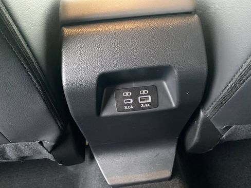 Used 2024 Subaru Crosstrek 2.0i Premium image 26