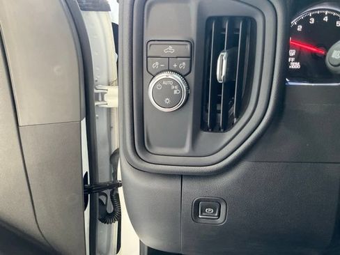 Used 2023 GMC Sierra 1500 Pro w/ Pro Value Package RWD image 7