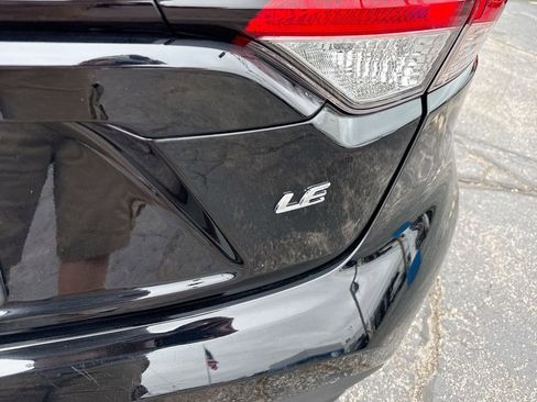 Used 2025 Toyota Corolla LE FWD image 31