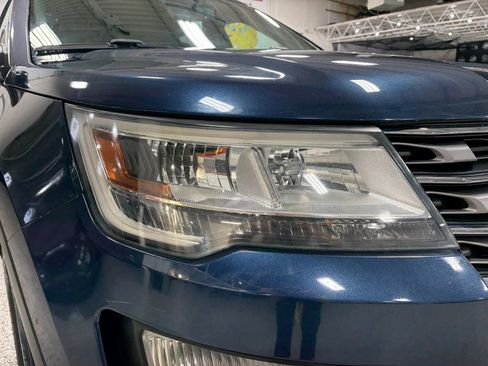 Used 2016 Ford Explorer XLT w/ Equipment Group 202A image 6