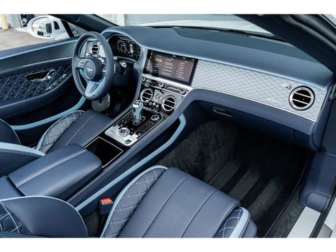 Used 2024 Bentley Continental GT Speed image 2