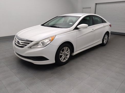 Used 2014 Hyundai Sonata GLS FWD image 2