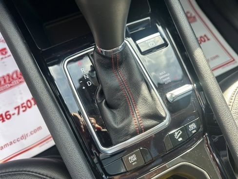 Used 2022 Jeep Compass Trailhawk w/ Trailhawk Elite Group image 18