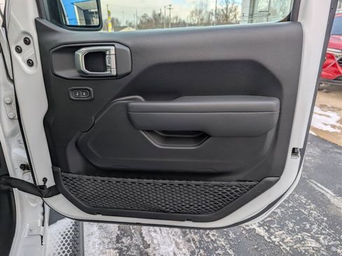 Used 2022 Jeep Wrangler Unlimited Sport S image 13