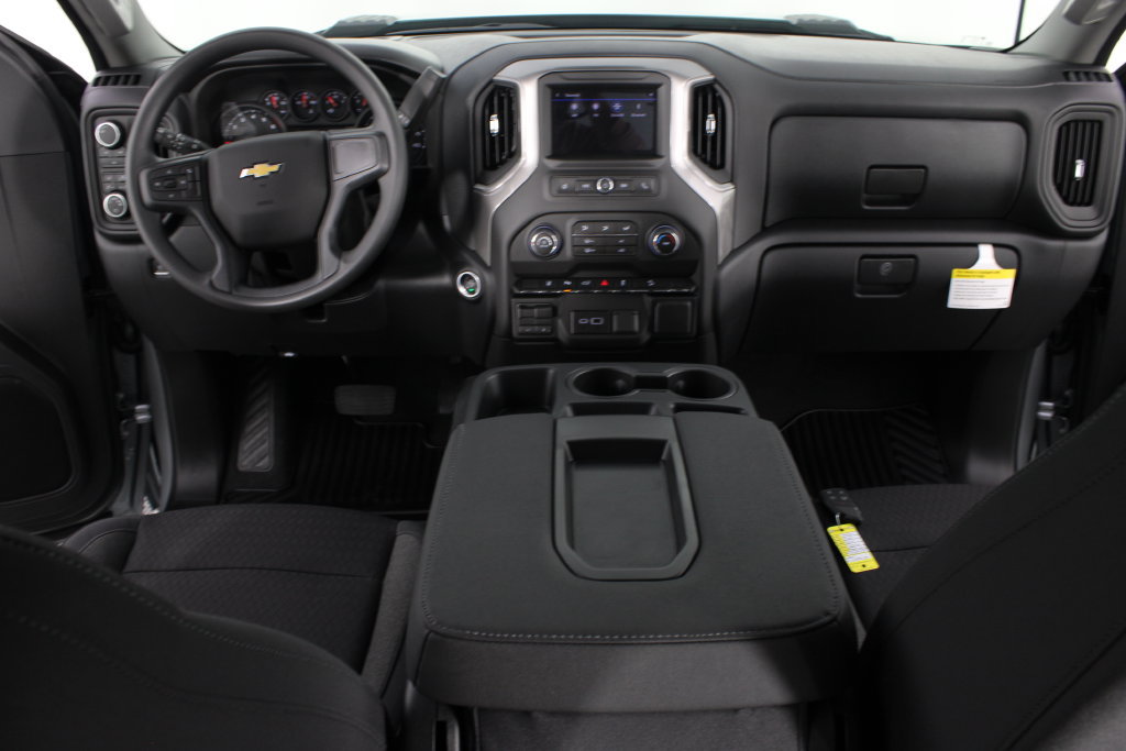 New 2026 Chevrolet Silverado 2500 Custom w/ Custom Value Package AWD/4WD image 15
