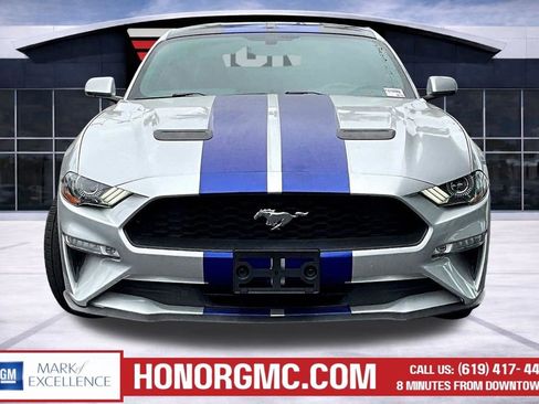 Used 2018 Ford Mustang Premium RWD image 2