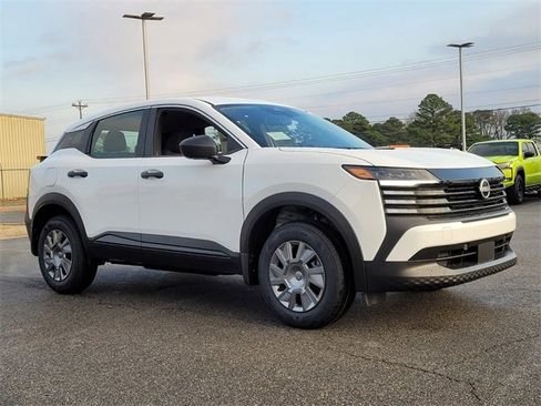 New 2026 Nissan Kicks S w/ Charging Package image 4