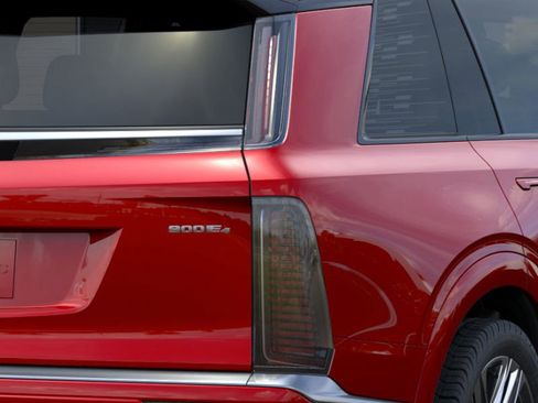 New 2026 Cadillac Vistiq Platinum image 35