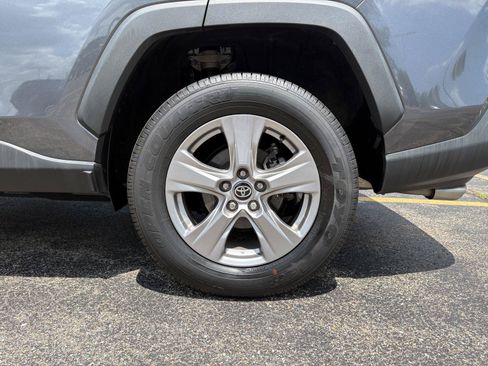 Used 2025 Toyota RAV4 XLE AWD/4WD image 24