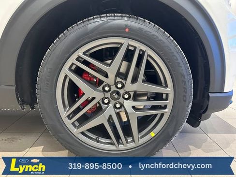 New 2026 Ford Explorer ST w/ Sun And Sound Package image 30