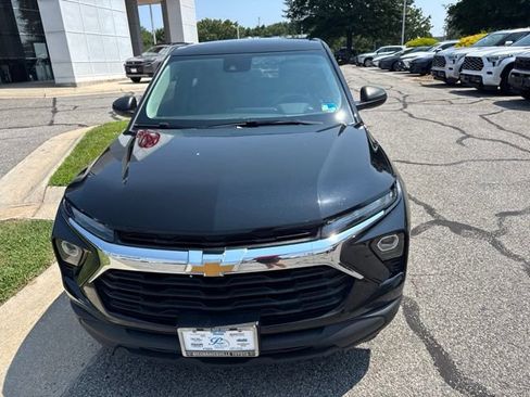 Used 2024 Chevrolet TrailBlazer LS FWD image 4