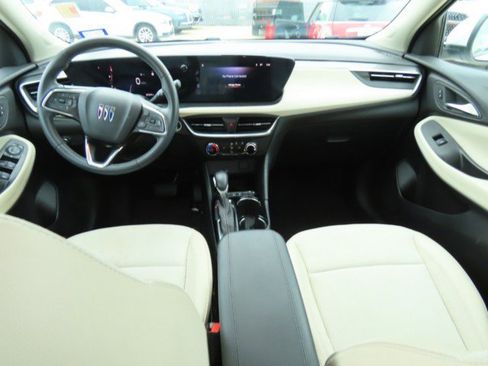 Used 2024 Buick Encore GX Preferred image 18