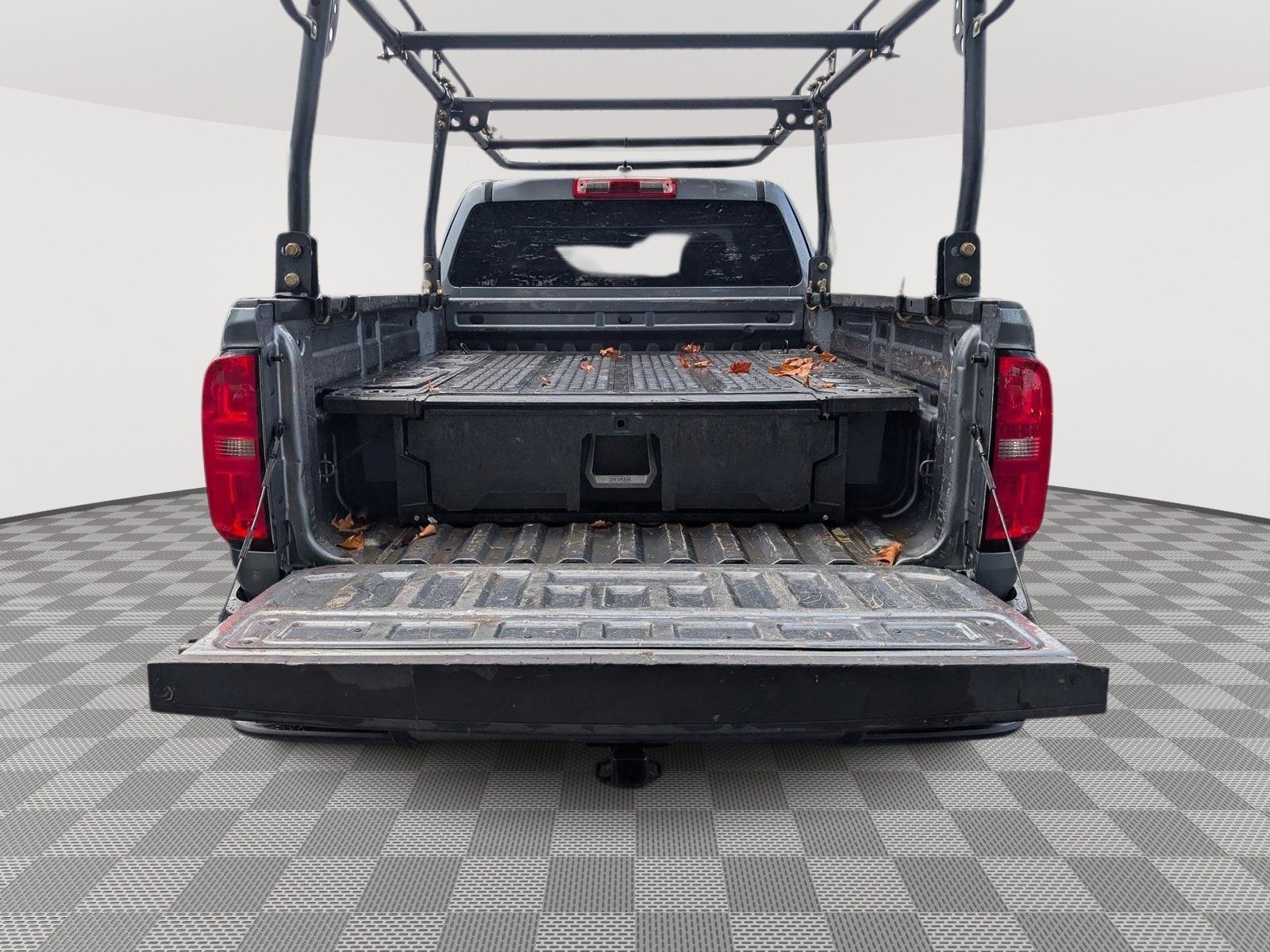 Used 2022 Chevrolet Colorado LT RWD image 11