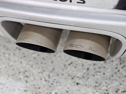 Used 2007 Porsche Cayman S image 16