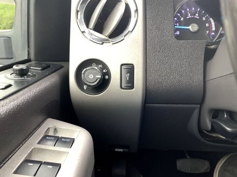 Used 2014 Ford F250 Lariat w/ Lariat Ultimate Package AWD/4WD image 23