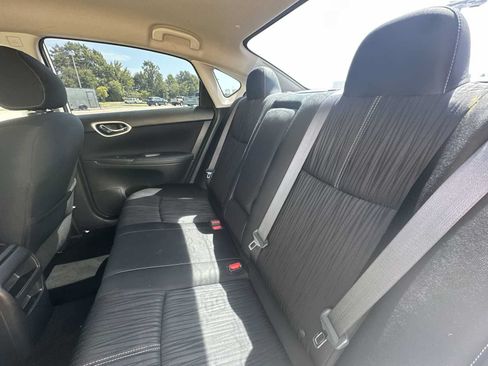Used 2017 Nissan Sentra SV FWD image 20