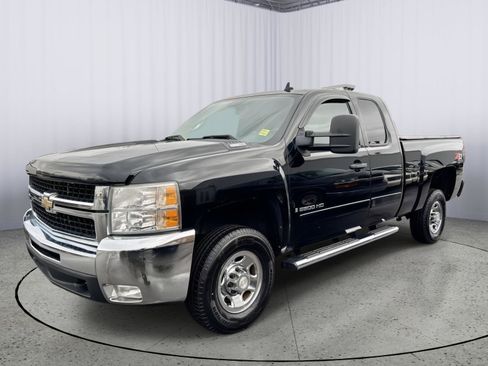 Used 2008 Chevrolet Silverado 2500 LT w/ 1LT Convenience Package image 12