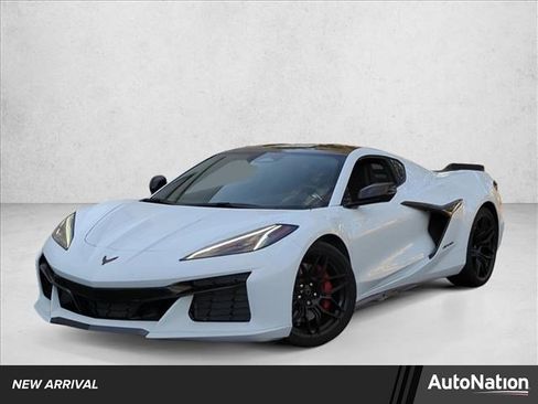 Used 2025 Chevrolet Corvette Z06 image 1