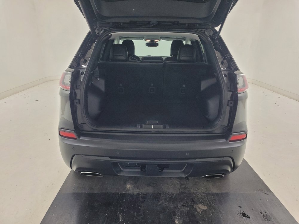 Used 2021 Jeep Cherokee Latitude Lux w/ Comfort/Convenience Group AWD/4WD image 29